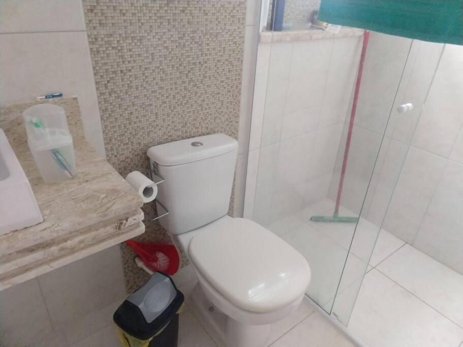Casa Em Itanhaem Com 2 Quartos Garagem P 2 Carros, Churrasqueira, Piscina 200 M Da Praia Exterior foto